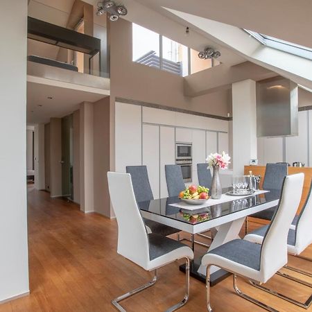 Luxury Central Duplex With Terrace Praga Exterior foto