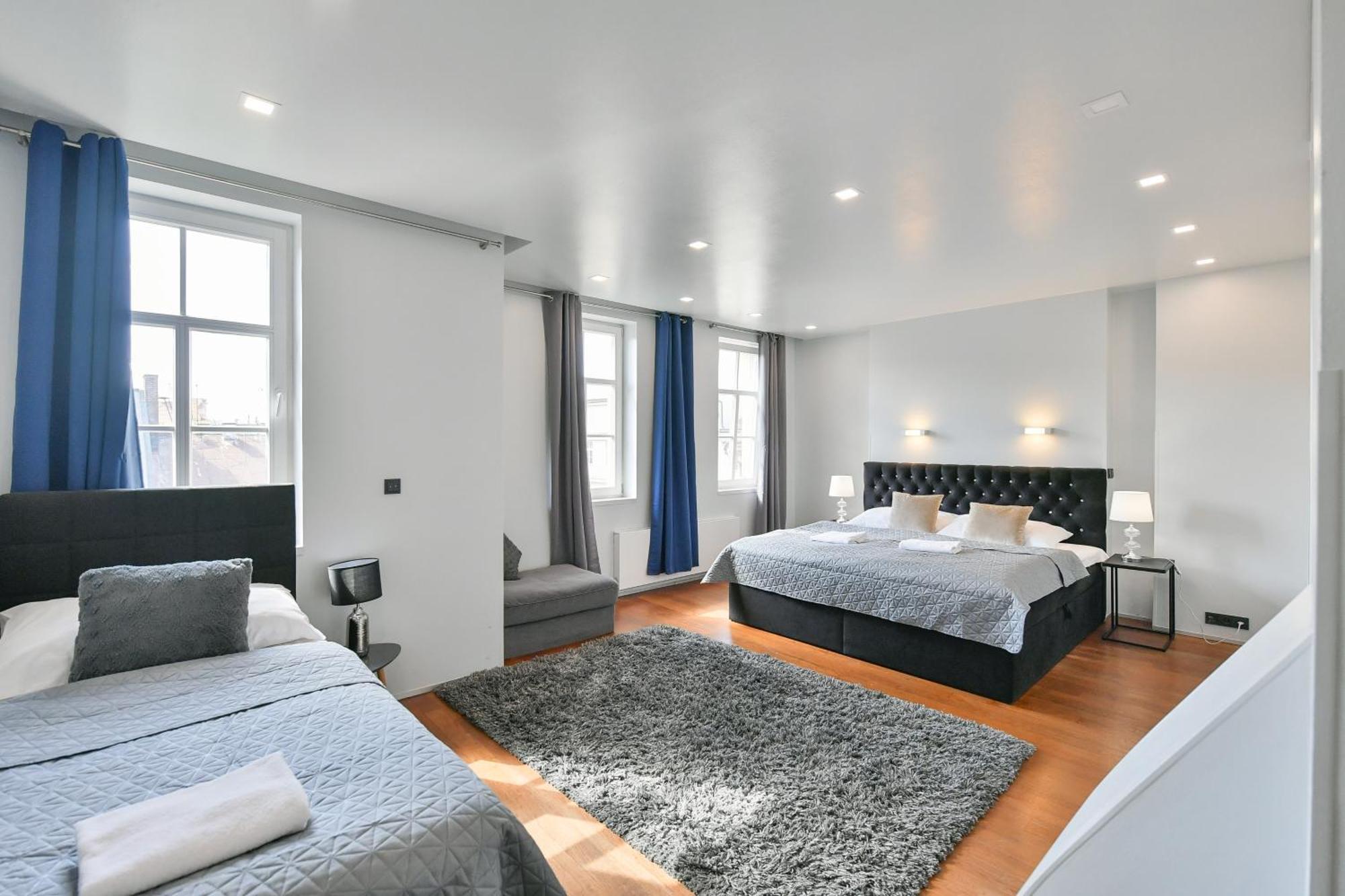 Luxury Central Duplex With Terrace Praga Exterior foto