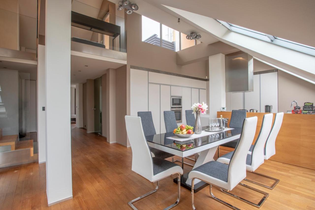 Luxury Central Duplex With Terrace Praga Exterior foto